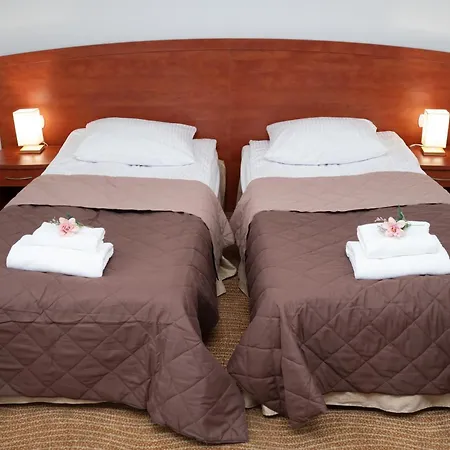 Hotel Muszyna 호텔