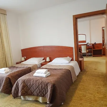 Hotel Muszyna 3* 무스지나