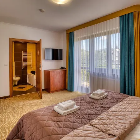 Hotel Muszyna 호텔 3*