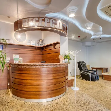 Hotel Muszyna 호텔 3*