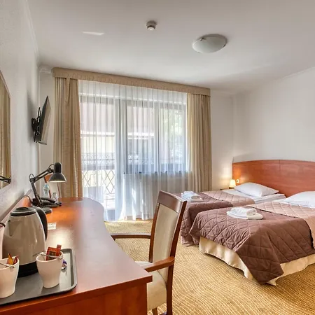 호텔 Hotel Muszyna 무스지나