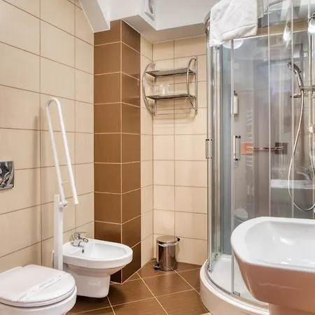 Hotel Muszyna 호텔 3*