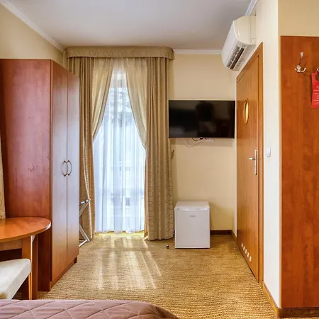 Hotel Muszyna 3* 무스지나